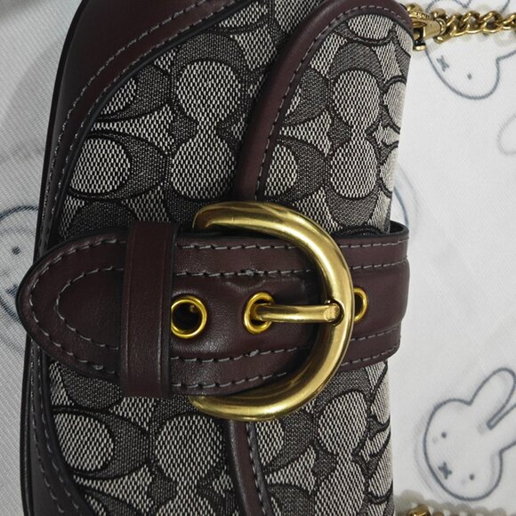 Coach Chain Shoulder Bag - Picture 3 of 11